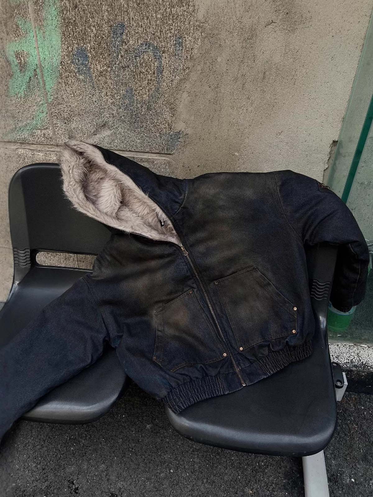 Jaqueta Pavtros Washed Denim Fur Hooded - foto 4