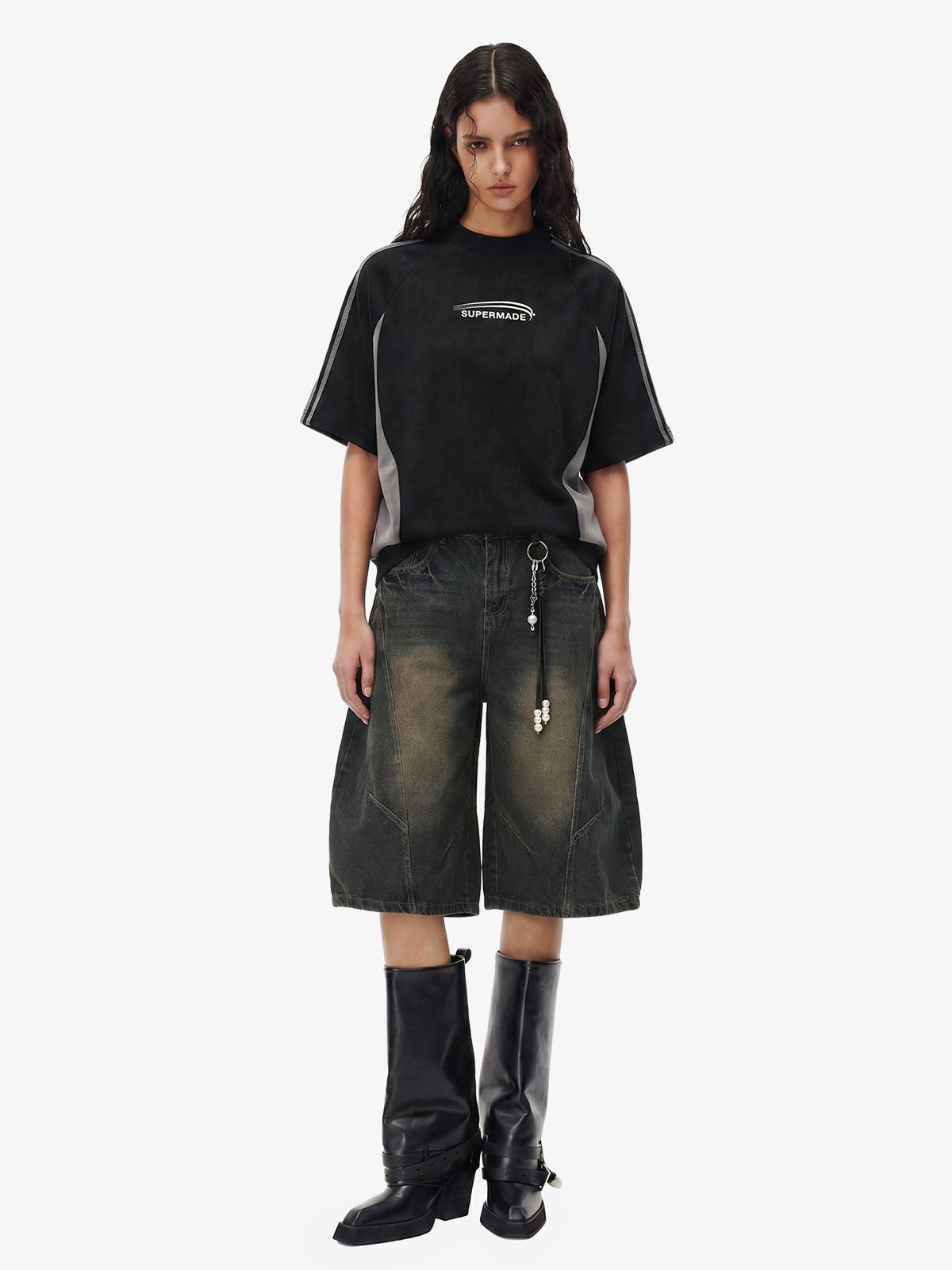 Shorts Pavtros Curved Silhouette 3d Paneled