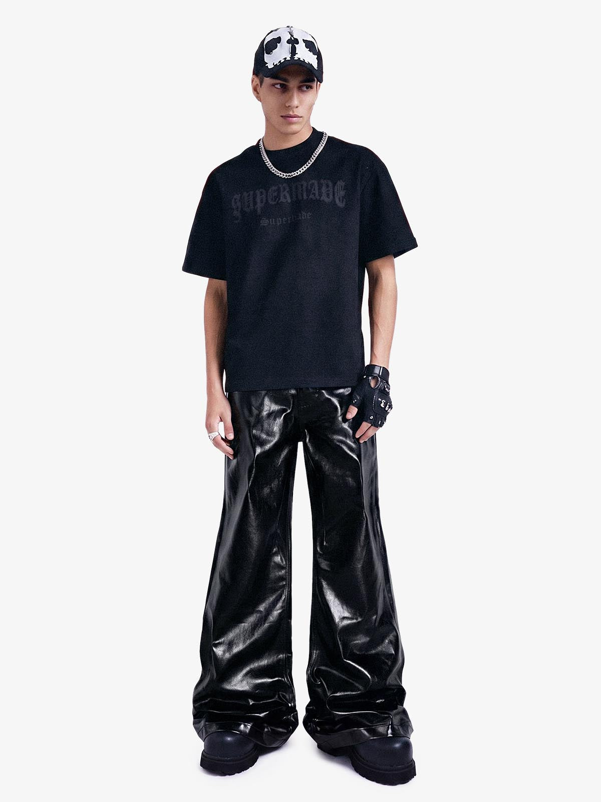 Calça Pavtros Glossy Patent Leather Flare
