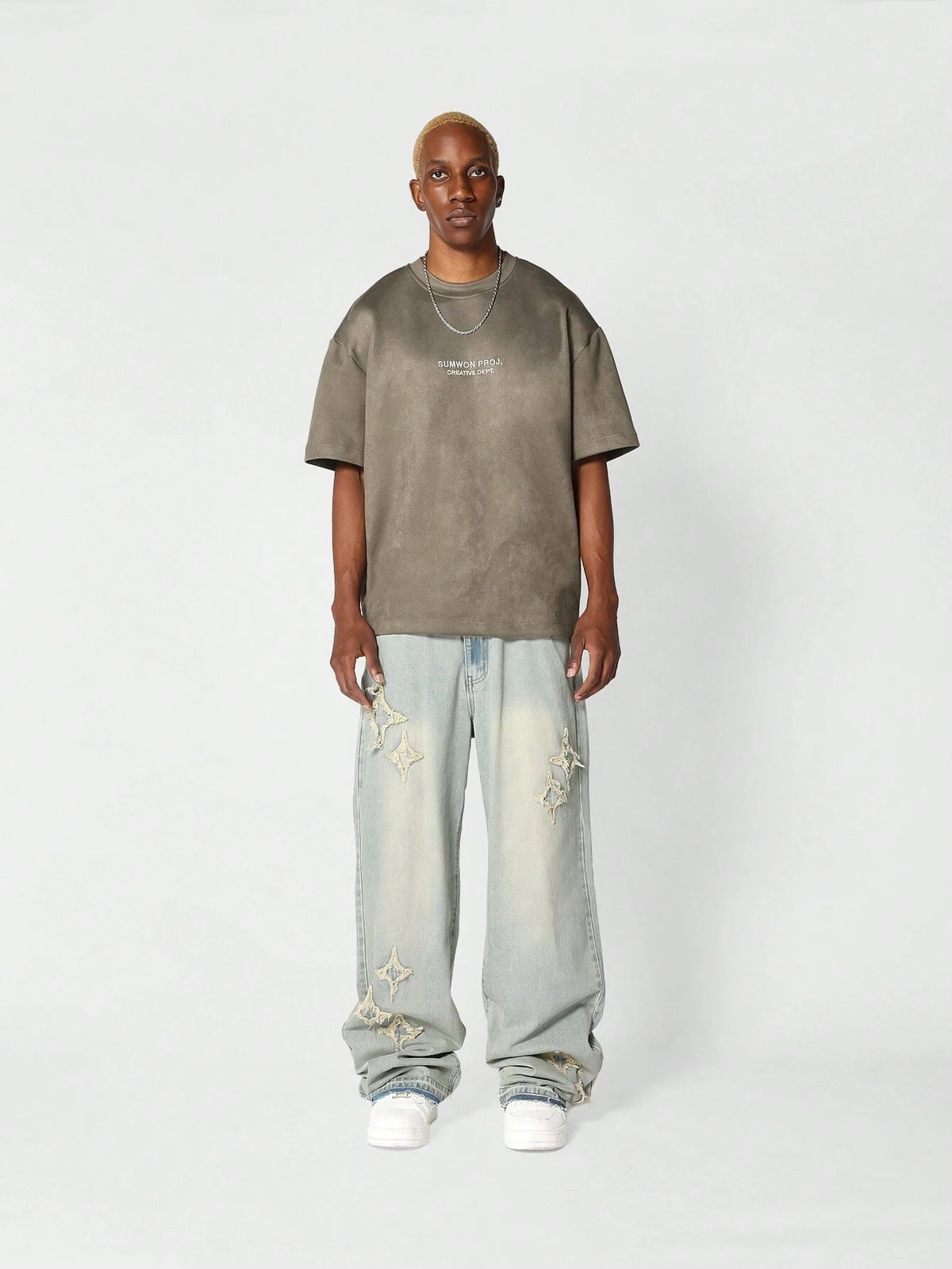 Calça Pavtros Denim Solto com Aplicação Stars