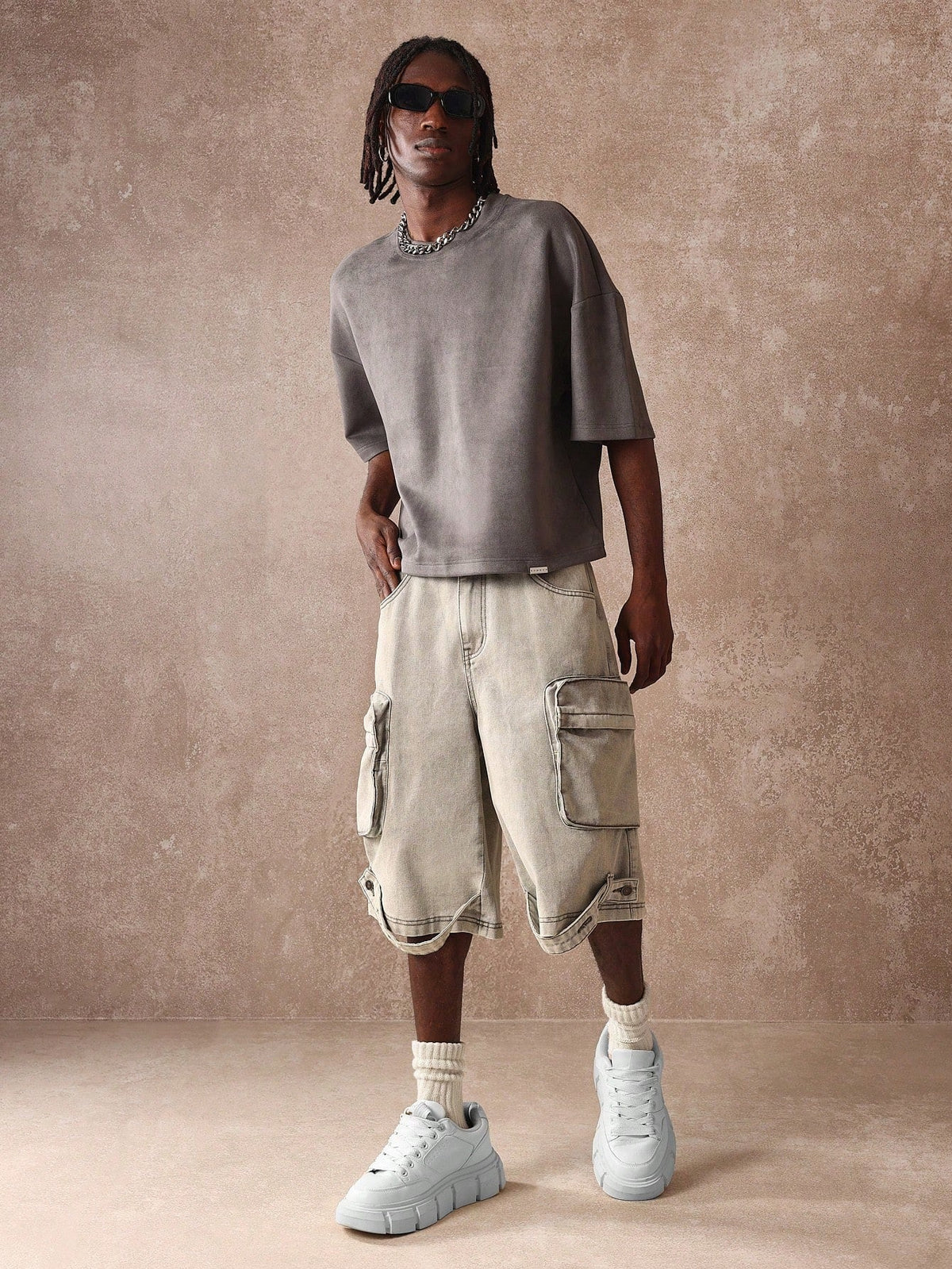 Camiseta Pavtros Boxy Oversized Veludo