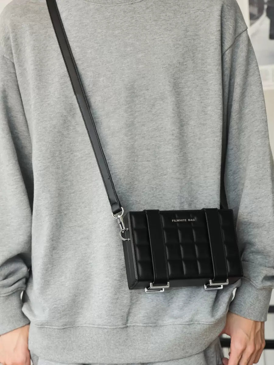 Shoulder bag Pavtros Clutch Preta
