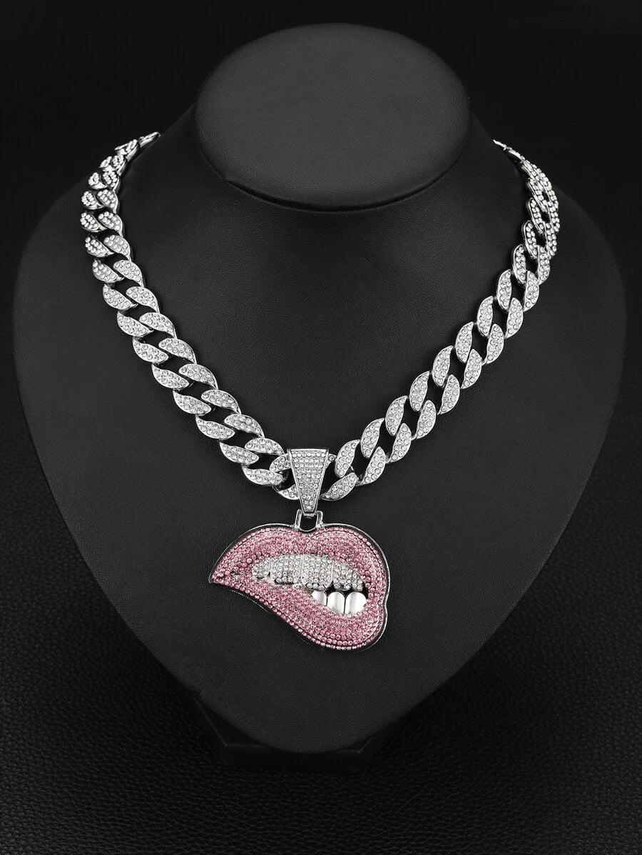 Colar Lips Charm