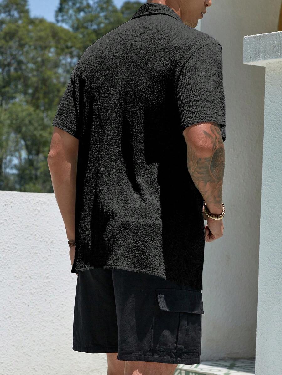 ResortEase Camisa Casual de Manga Curta com Botões e Cor Sólida, Ajuste Folgado, Férias