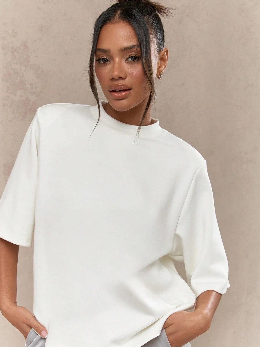 Camiseta Pavtros Oversized Ombreiras
