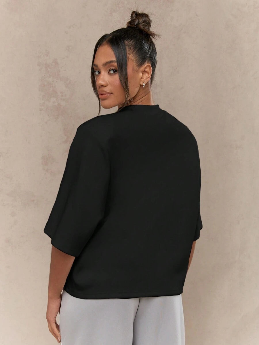 Camiseta Pavtros Oversized Ombreiras