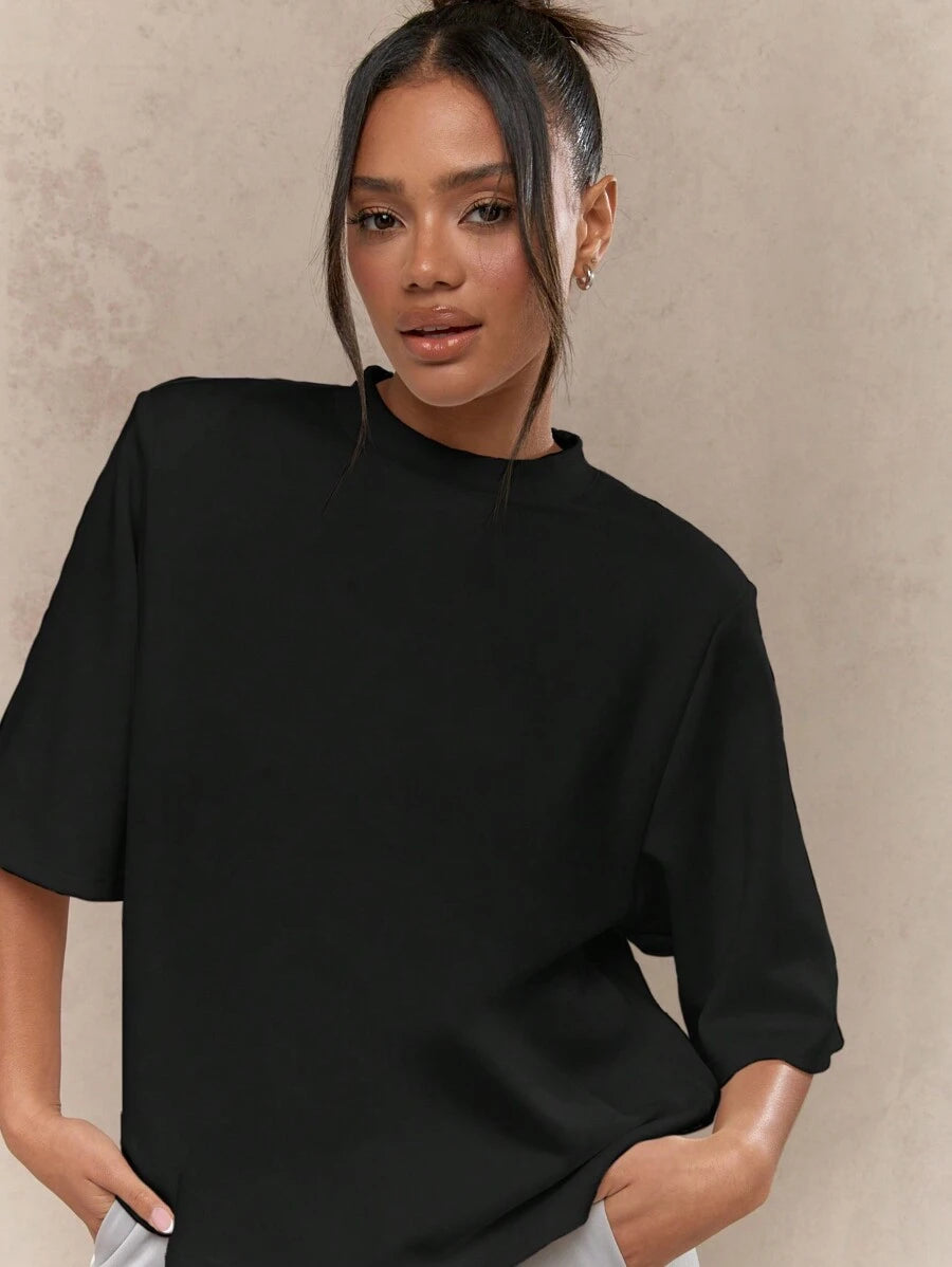 Camiseta Pavtros Oversized Ombreiras