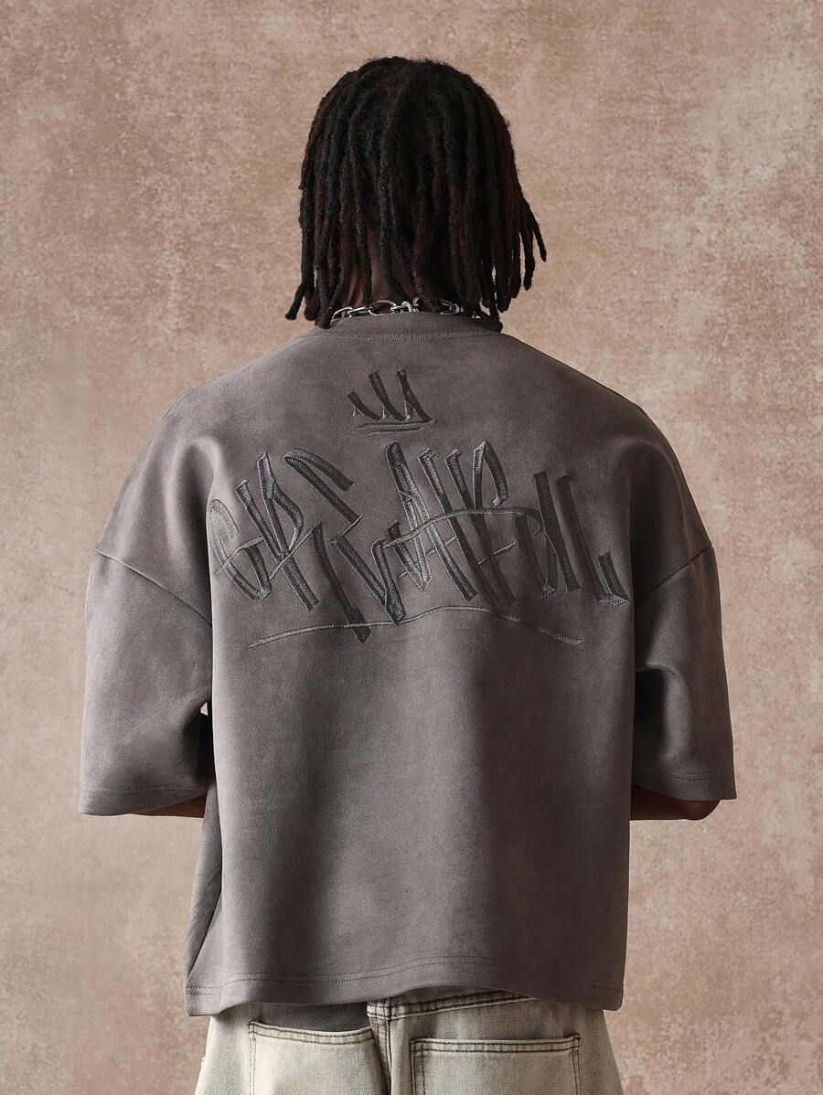 Camiseta Pavtros Bordado Costas