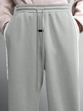 SUMWON Calça de Moletom Relaxada com Ajuste de Barril, Detalhe de Listras Laterais e Cordão na Cintura para Conforto Casual do Dia a Dia, Lisa