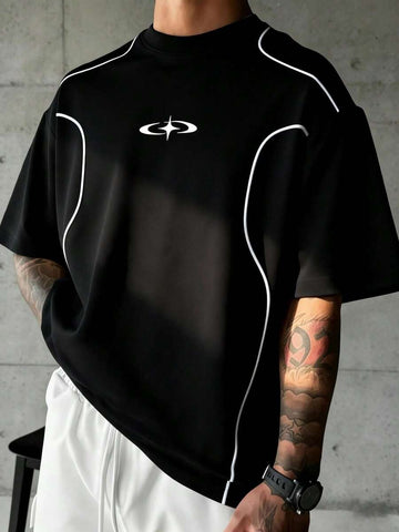 Camiseta Pavtros Folgado Estampa Gráfica Recorte