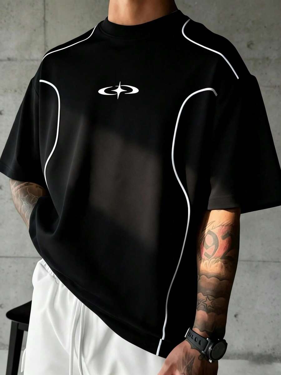 Camiseta Pavtros Folgado Estampa Gráfica Recorte