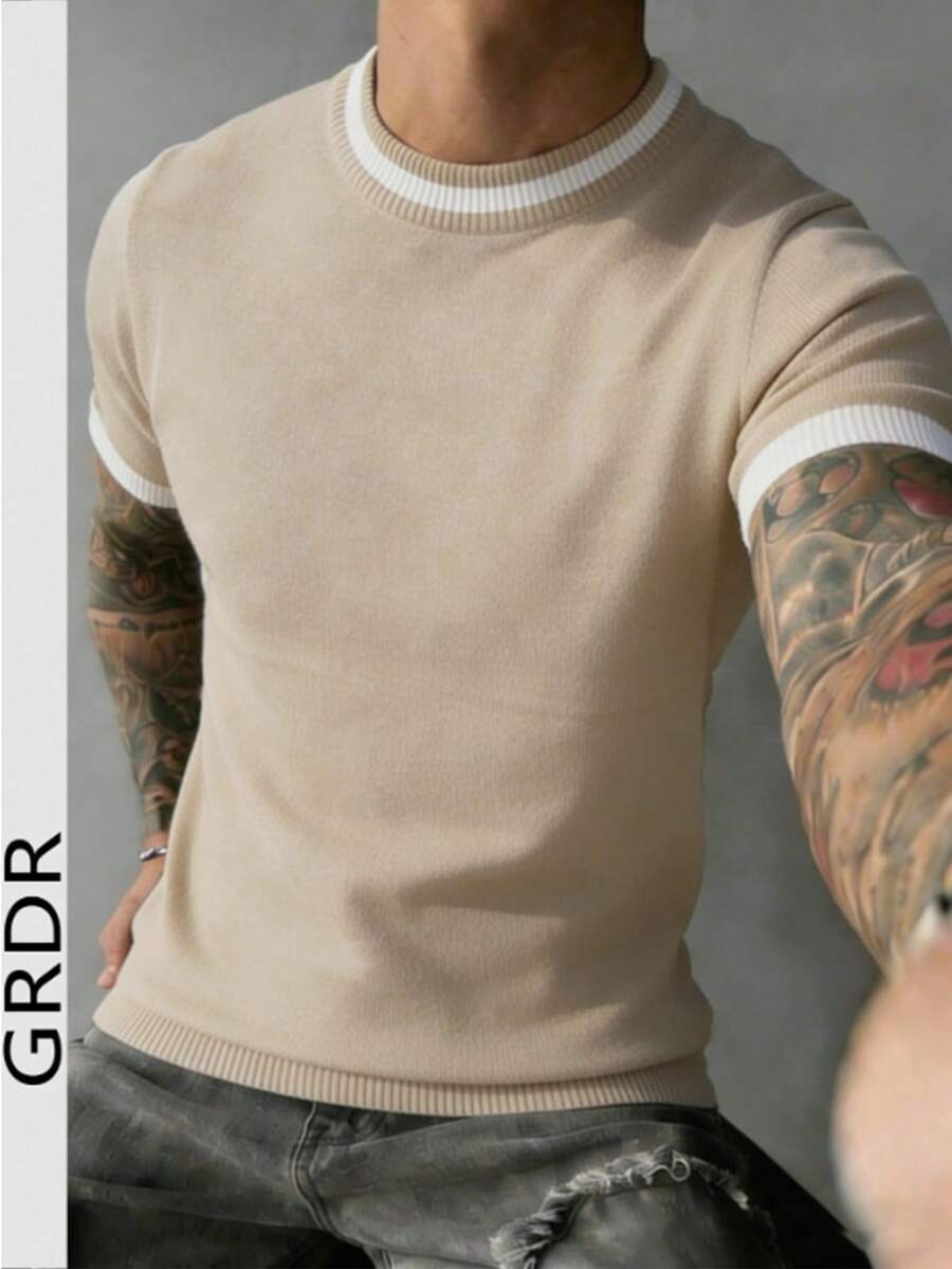 Camiseta Pavtros Listrada Minimalista