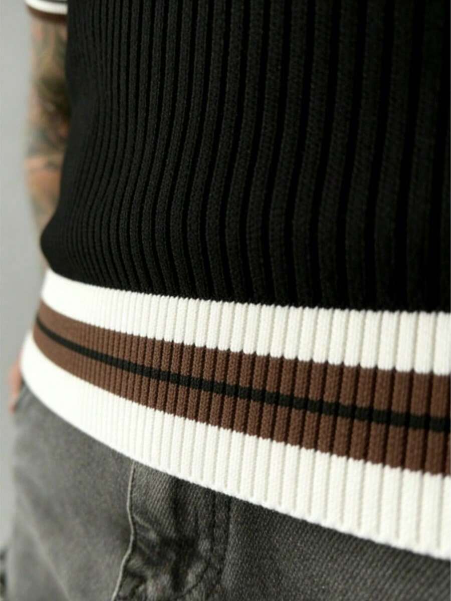 Camiseta Pavtros Listrada Minimalista
