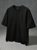 STYNVO Camiseta Branca Solta com Estampa de Letra, Ombros Caídos, Casual para Férias e Transporte, Moda de Rua, Verão