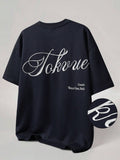 STYNVO Camiseta Branca Solta com Estampa de Letra, Ombros Caídos, Casual para Férias e Transporte, Moda de Rua, Verão
