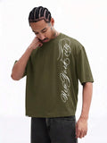 SUMWON Camiseta de Manga Curta Gráfica Oversized Masculina com Design de Impressão em Estilo de Roteiro, Preta, Casual de Algodão, Estilo Streetwear Diário