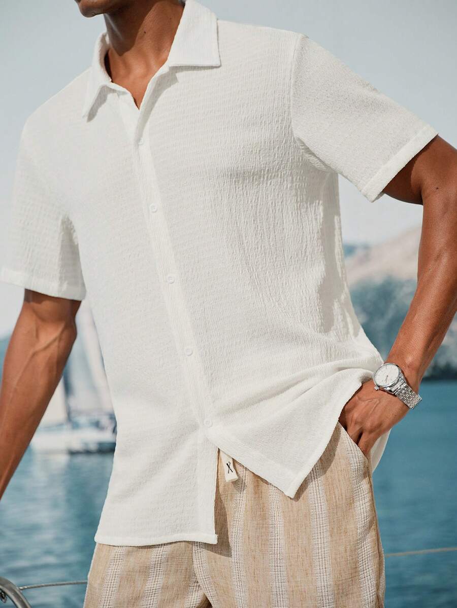 ResortEase Camisa Casual de Manga Curta com Botões e Cor Sólida, Ajuste Folgado, Férias