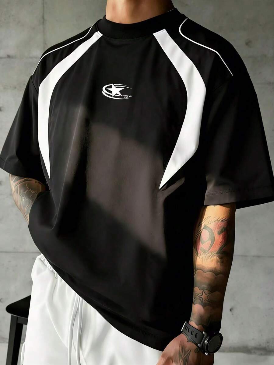 Camiseta Pavtros Folgado Estampa Gráfica Recorte