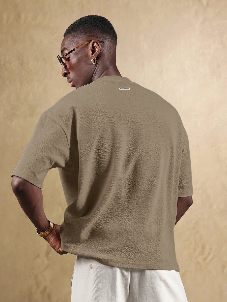Camiseta Oversized na cor Preto — Signature (foto 29)