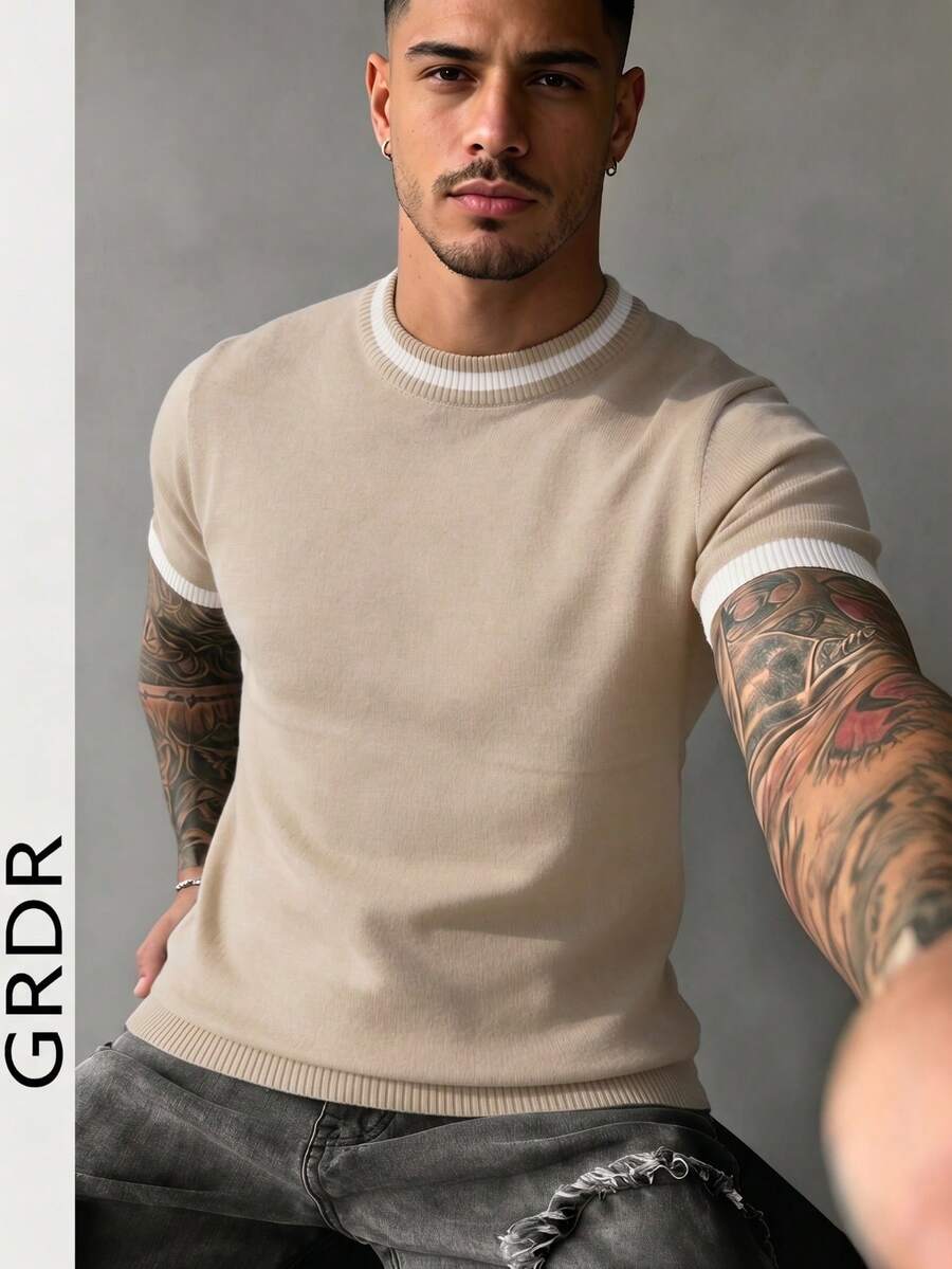 Camiseta Pavtros Listrada Minimalista