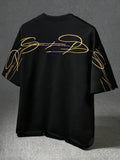 STYNVO Camiseta Branca Solta com Estampa de Letra, Ombros Caídos, Casual para Férias e Transporte, Moda de Rua, Verão