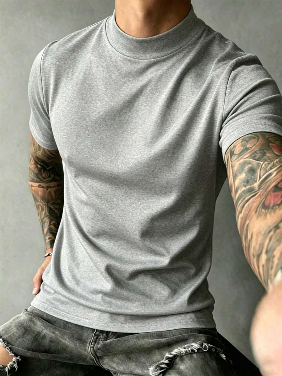 Camiseta Casual Masculina na cor Preto — Gola Minimal (foto 35)