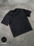 STYNVO Camiseta Branca Solta com Estampa de Letra, Ombros Caídos, Casual para Férias e Transporte, Moda de Rua, Verão