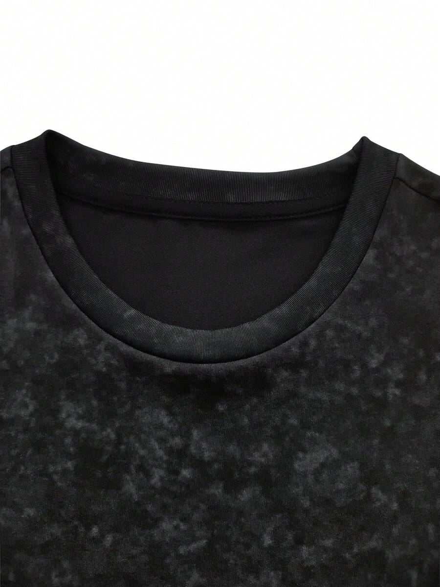 Camiseta Pavtros Folgado Estampa Gráfica Recorte