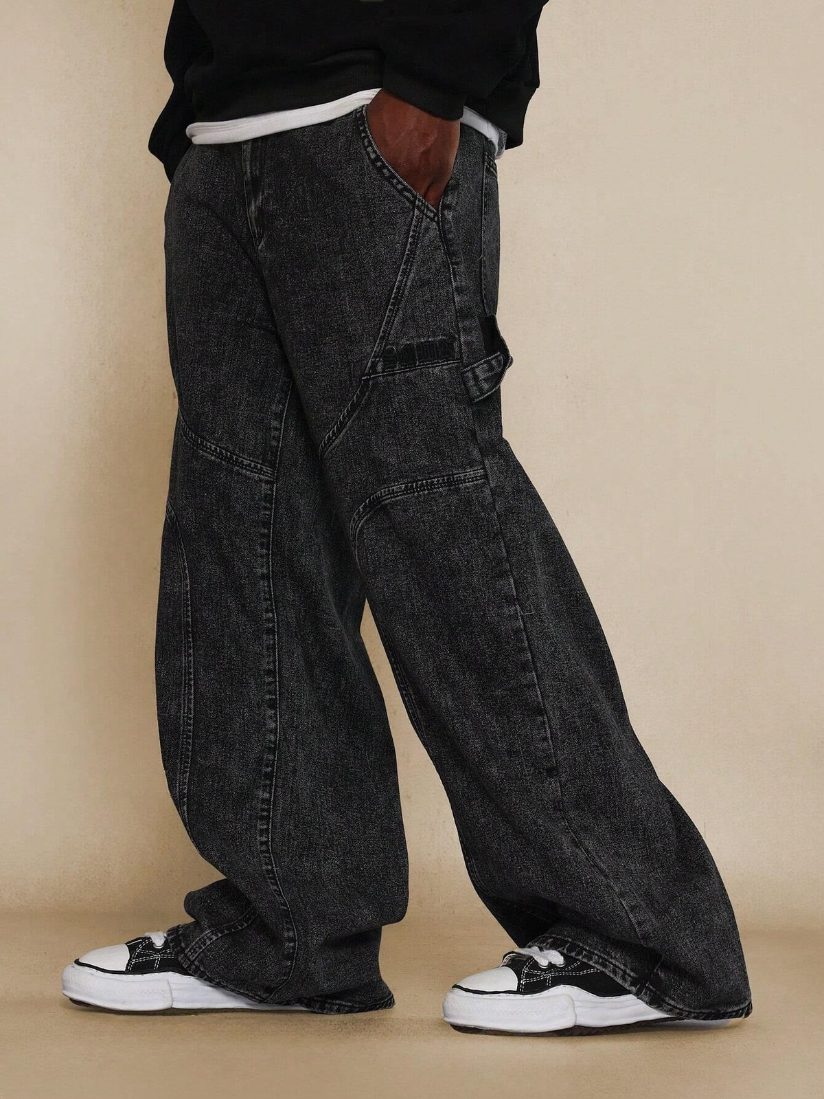 Calça Pavtros Denim Reta Anos 90 com Painéis Curvos