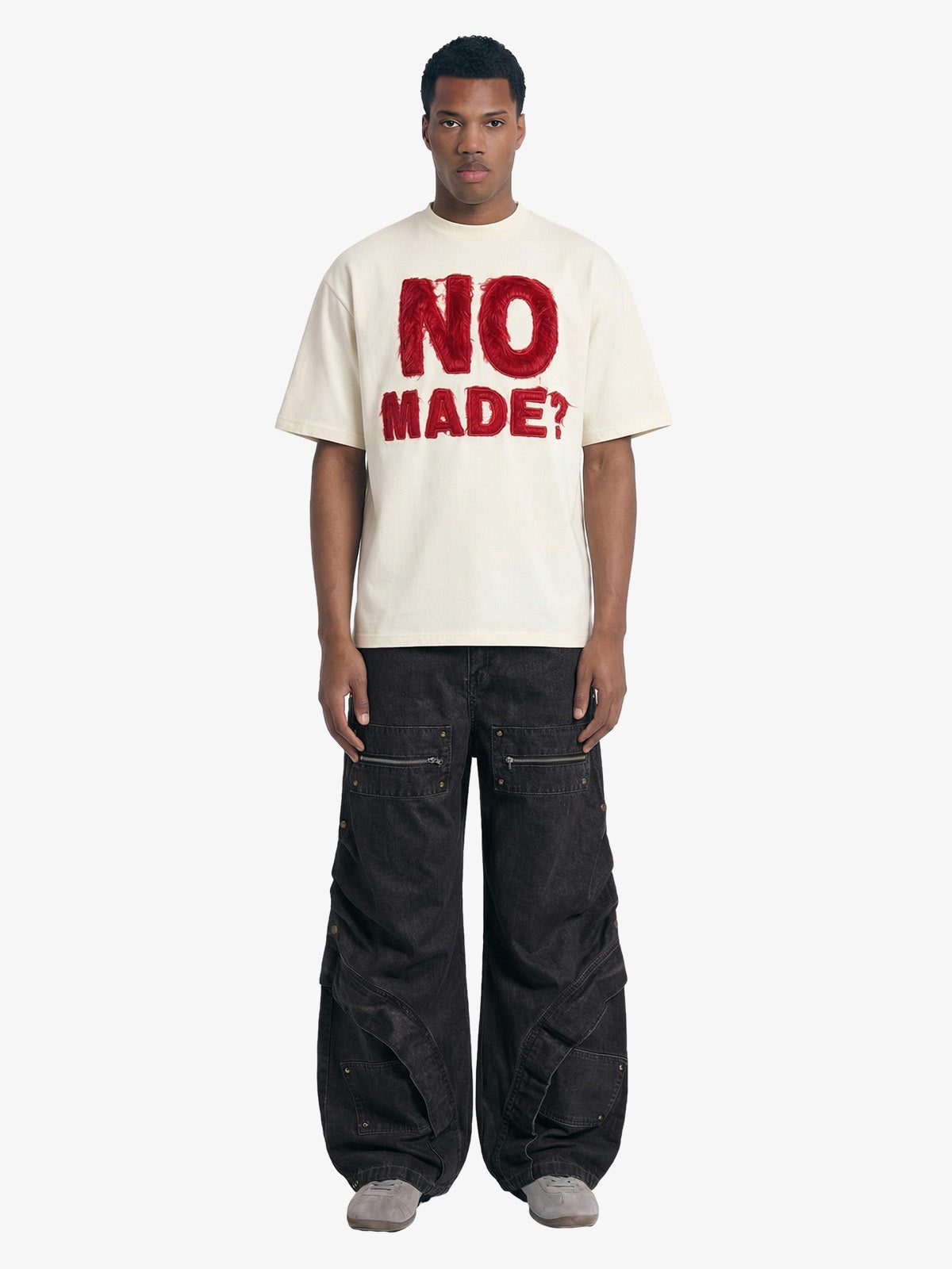 Camiseta Pavtros Studios No Made? Oversized
