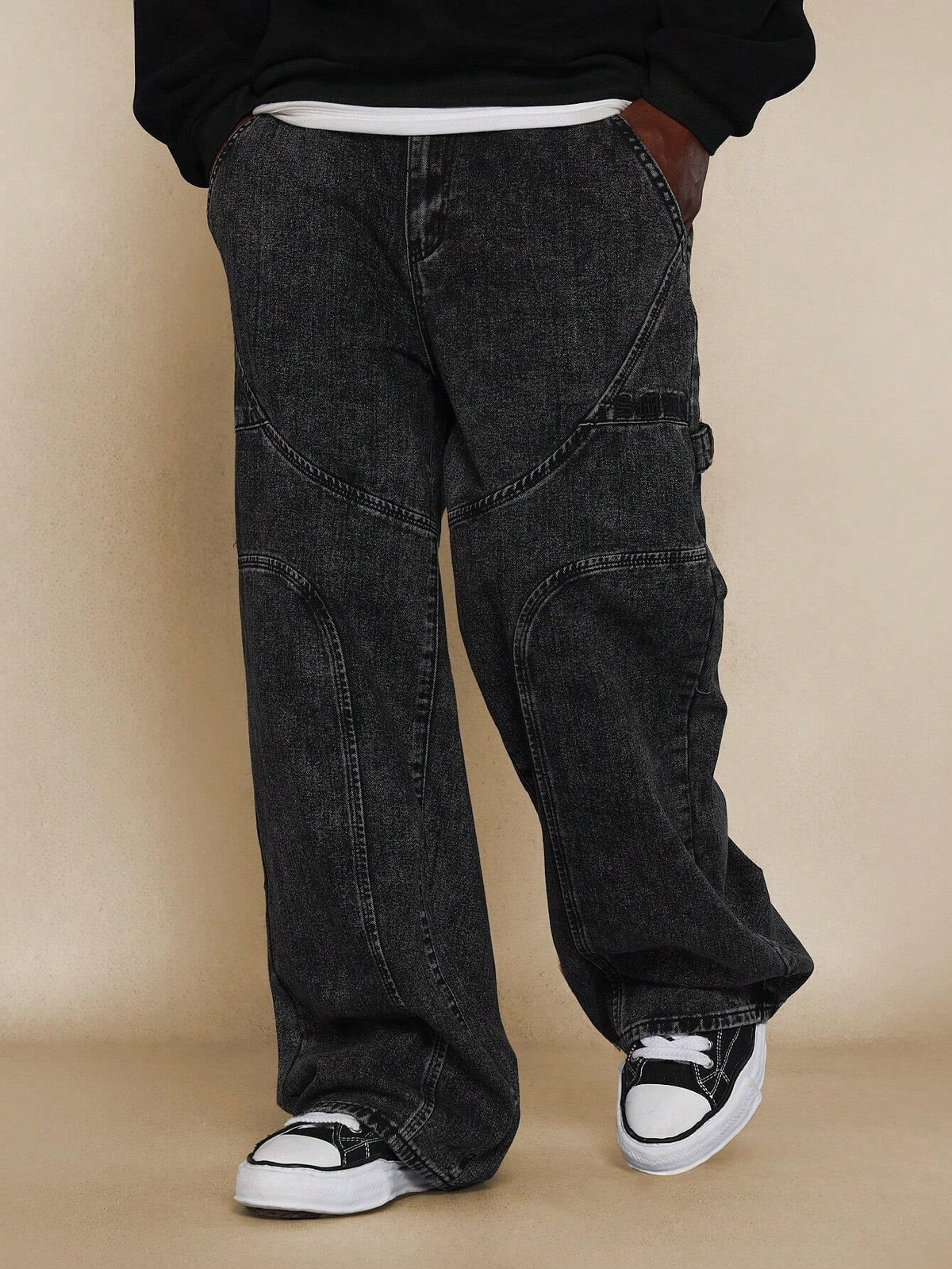 Calça Pavtros Denim Reta Anos 90 com Painéis Curvos