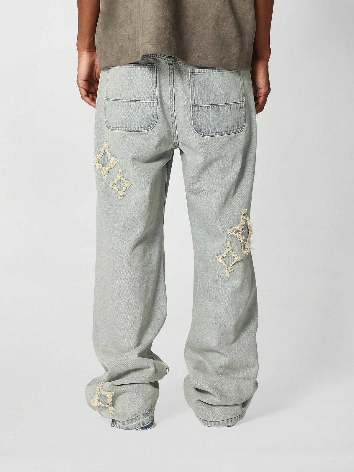 Calça Pavtros Denim Solto com Aplicação Stars