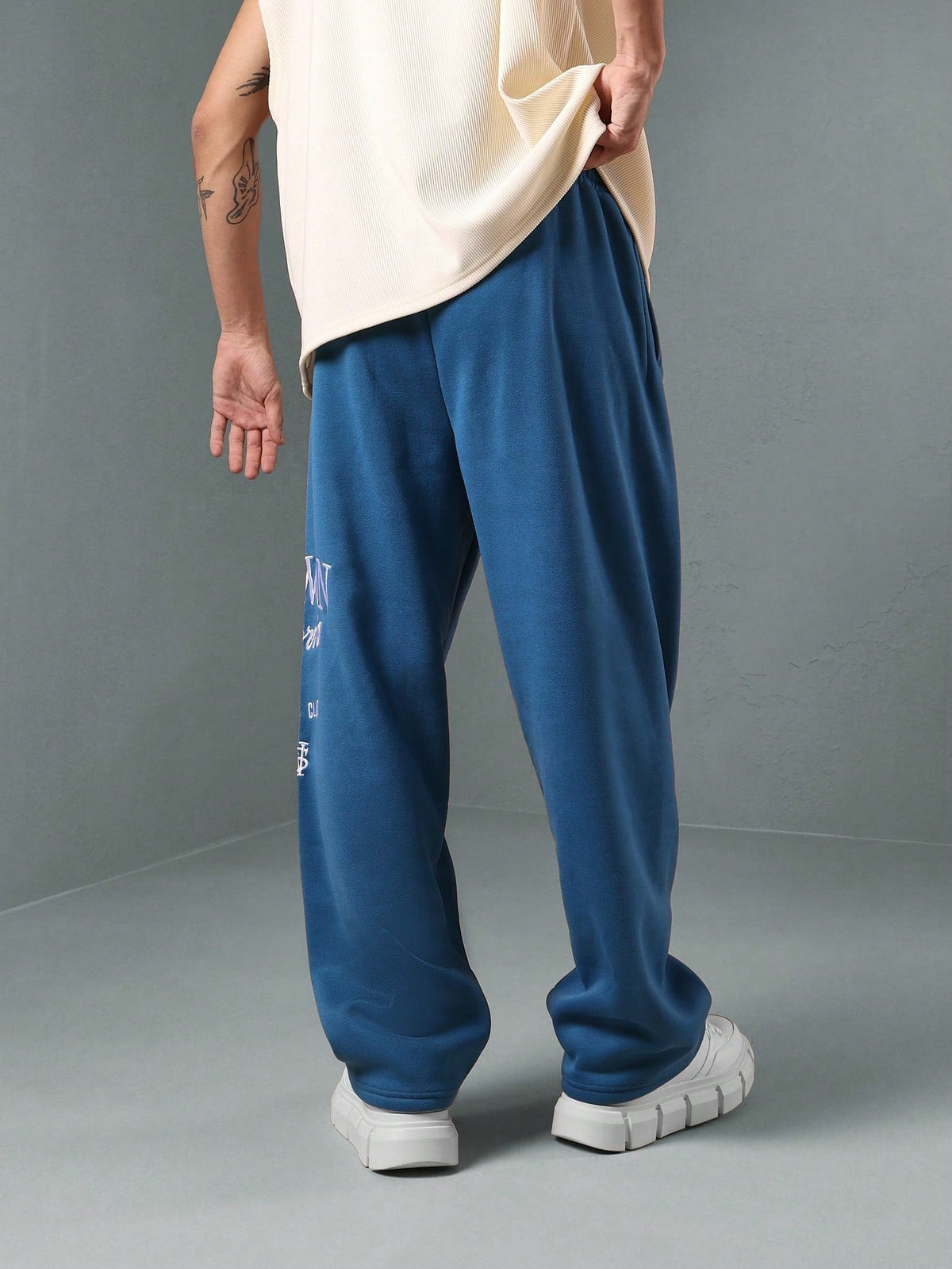 Calça Pavtros de Moletom Califa