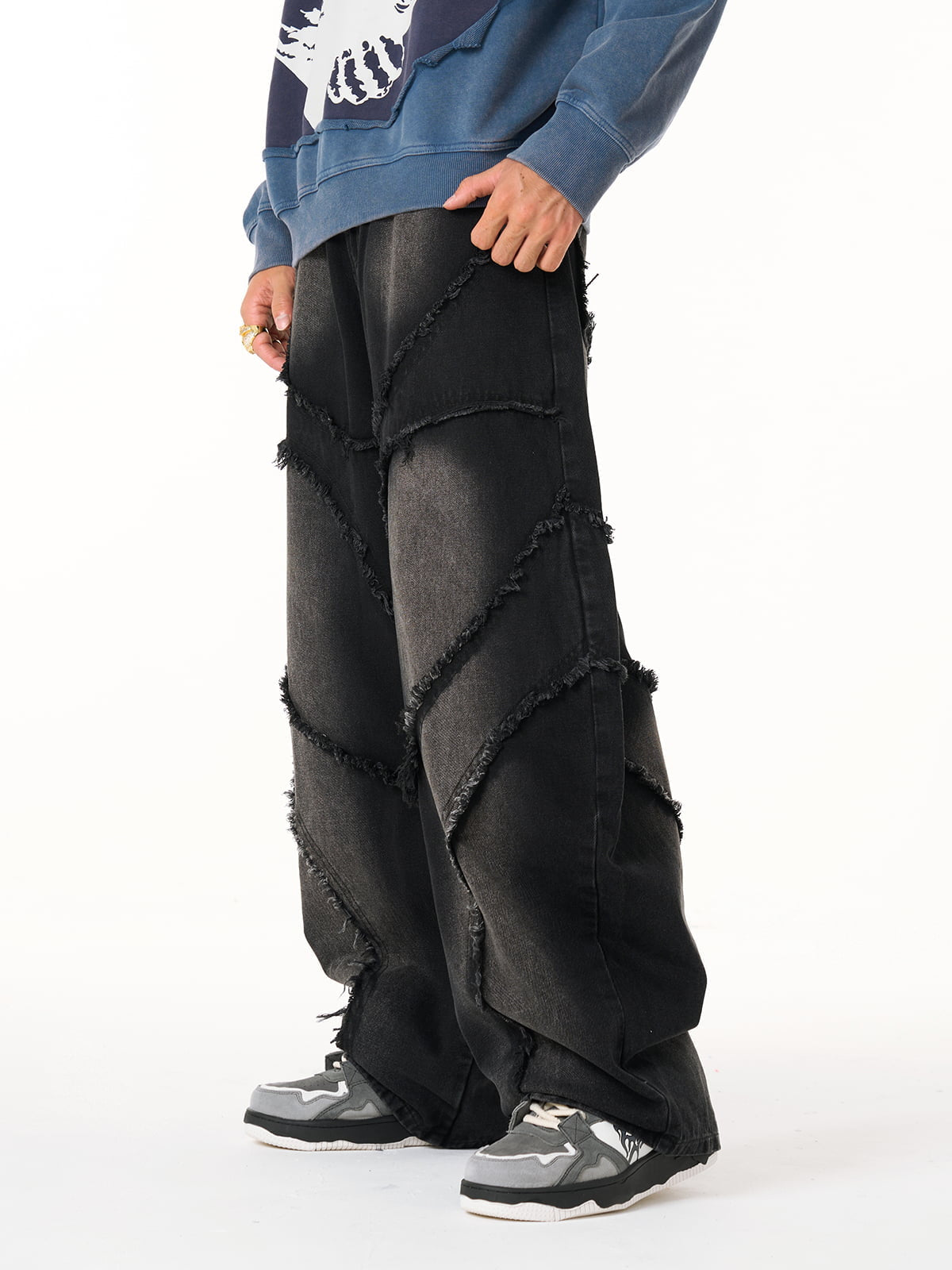 Calça Pavtros Washed Distressed Raw Edge