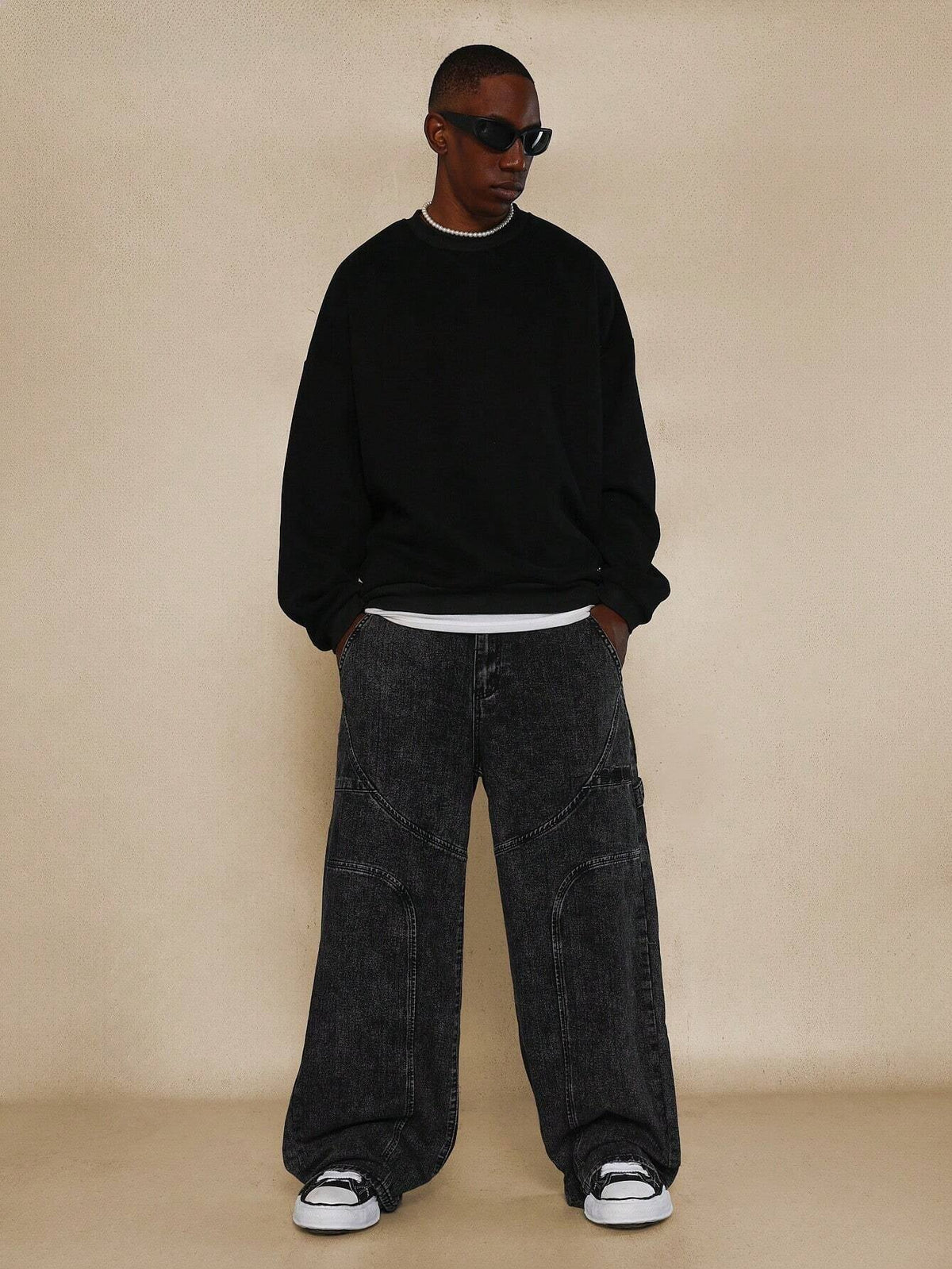 Calça Pavtros Denim Reta Anos 90 com Painéis Curvos