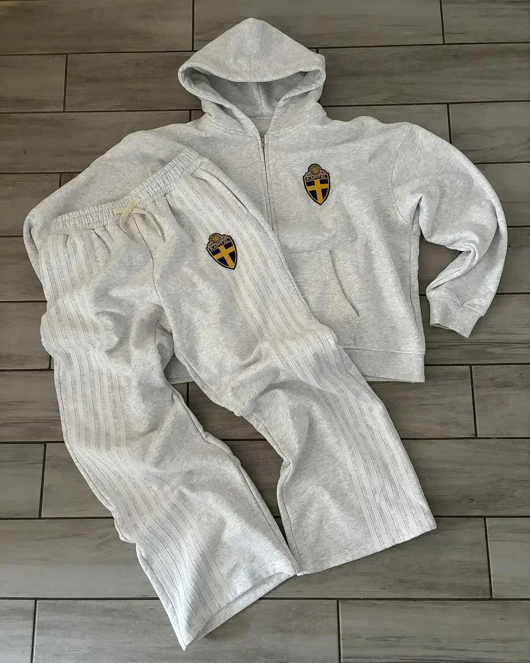 Conjunto Pavtros Studios Signature Logo Tracksuit