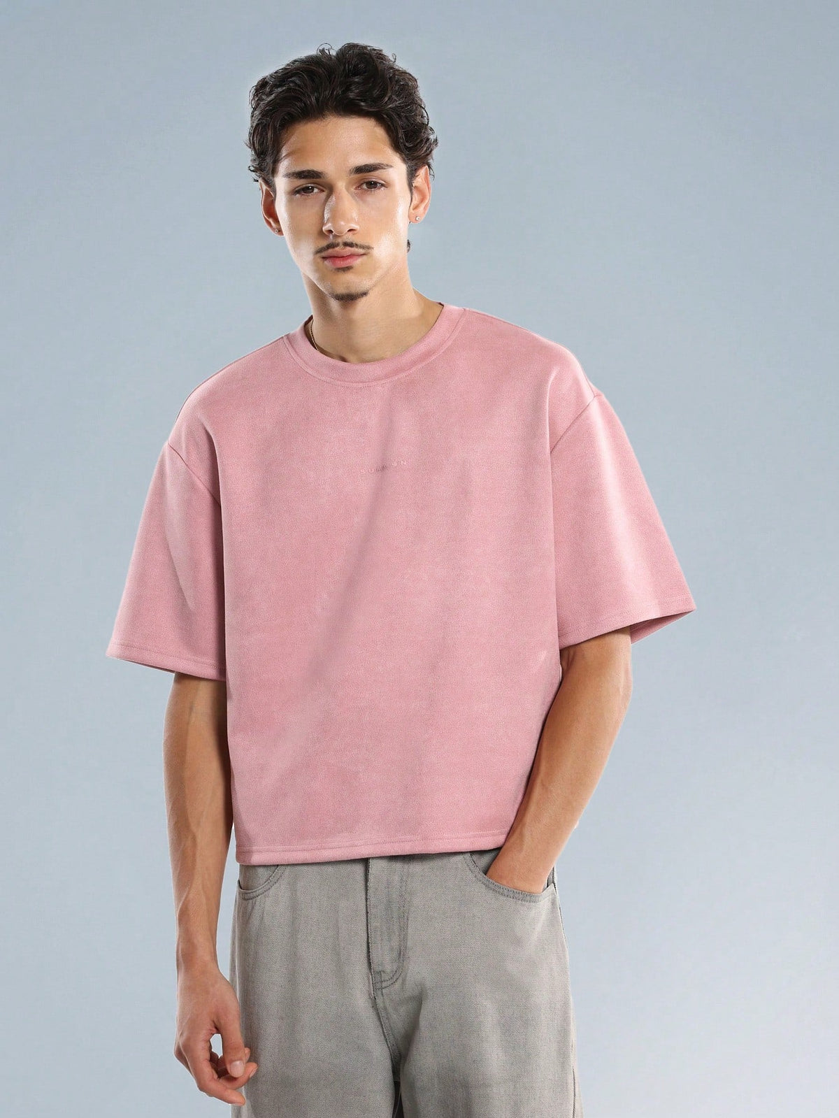 Camiseta Pavtros Oversized Minimalista