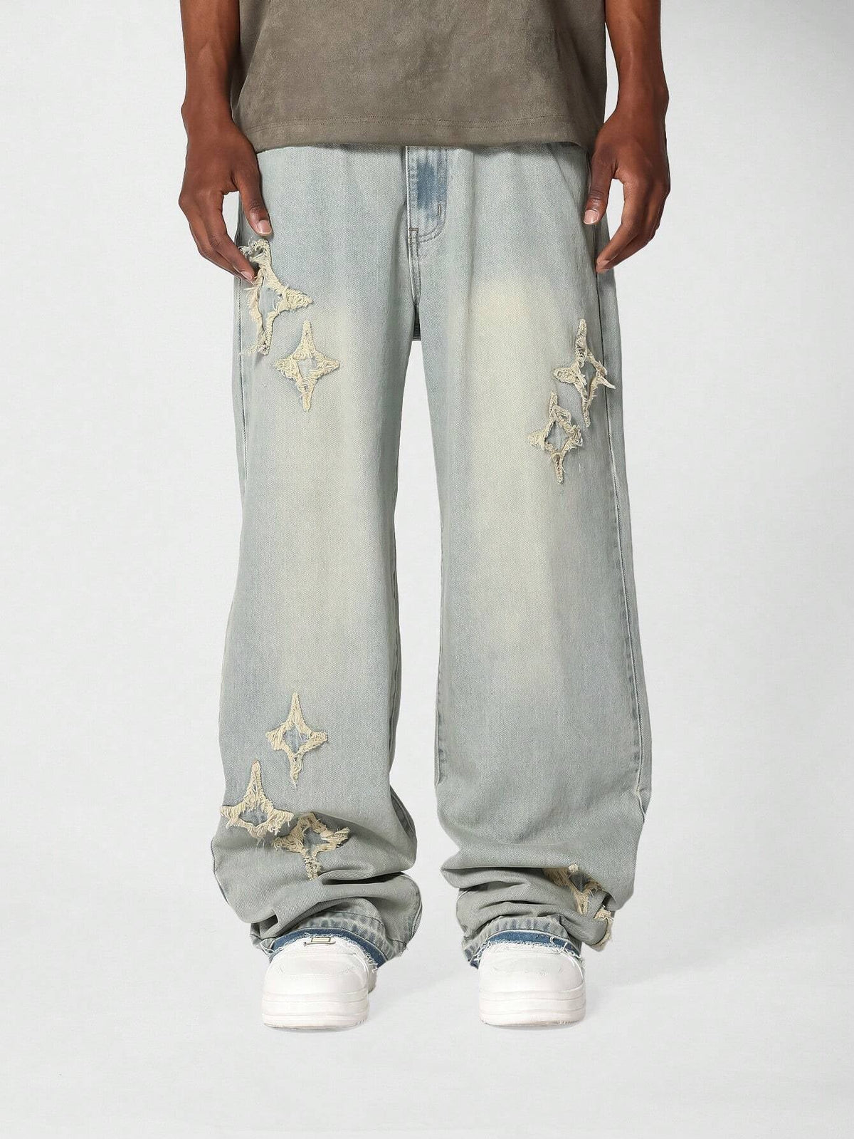 Calça Pavtros Denim Solto com Aplicação Stars