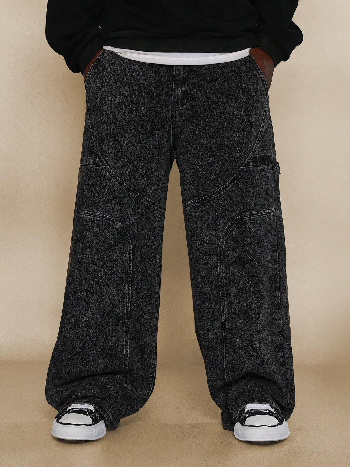 Calça Pavtros Denim Reta Anos 90 com Painéis Curvos