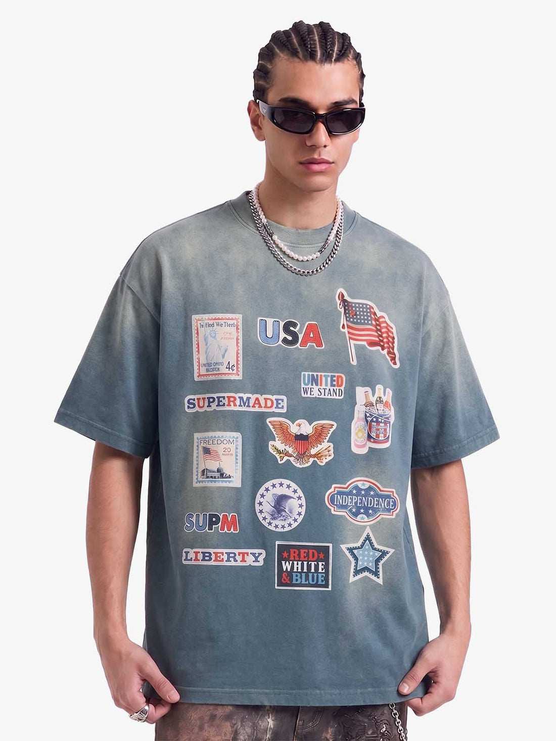 Camiseta Masculina Studios USA Badges — Pavtros