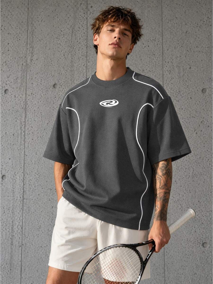 Camiseta Pavtros Folgado Estampa Gráfica Recorte