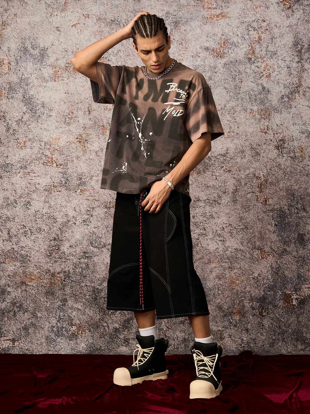 Camiseta Pavtros Oversized Ink Splash Letter