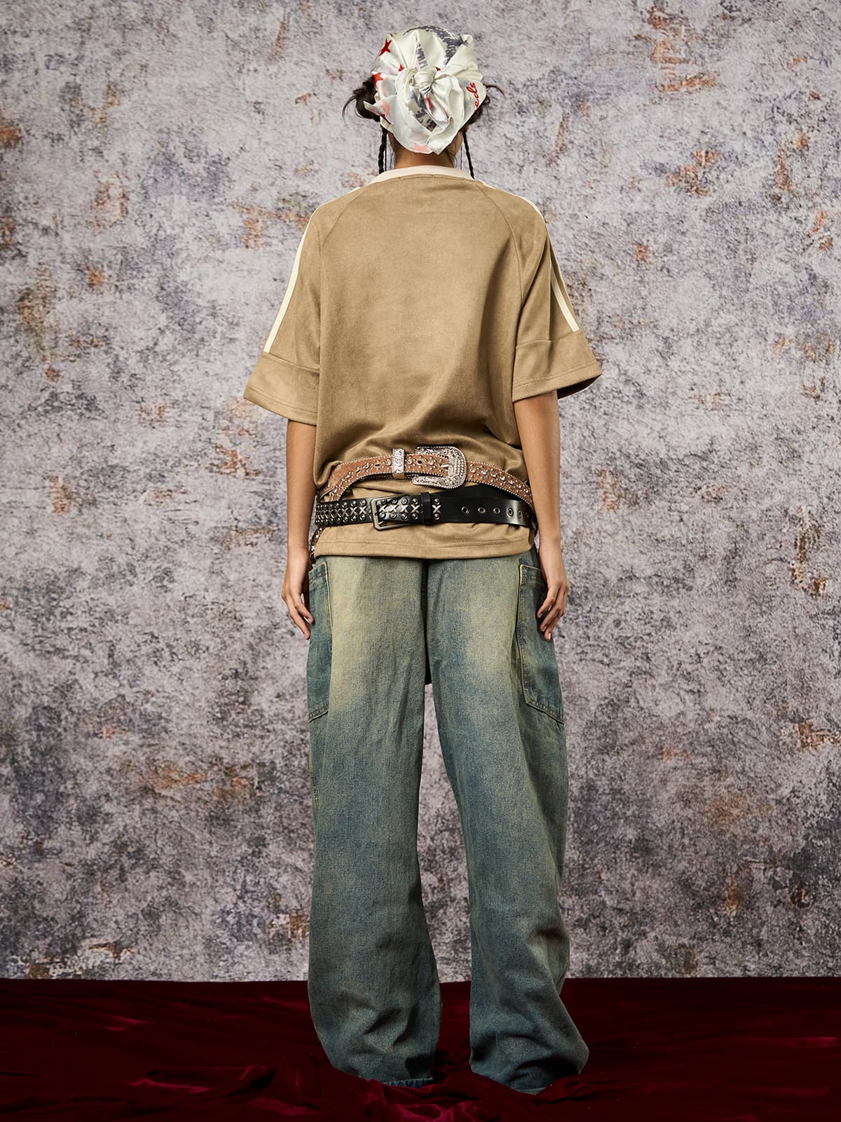 Camiseta Pavtros Suede Contrast Spliced Oversize - foto 12