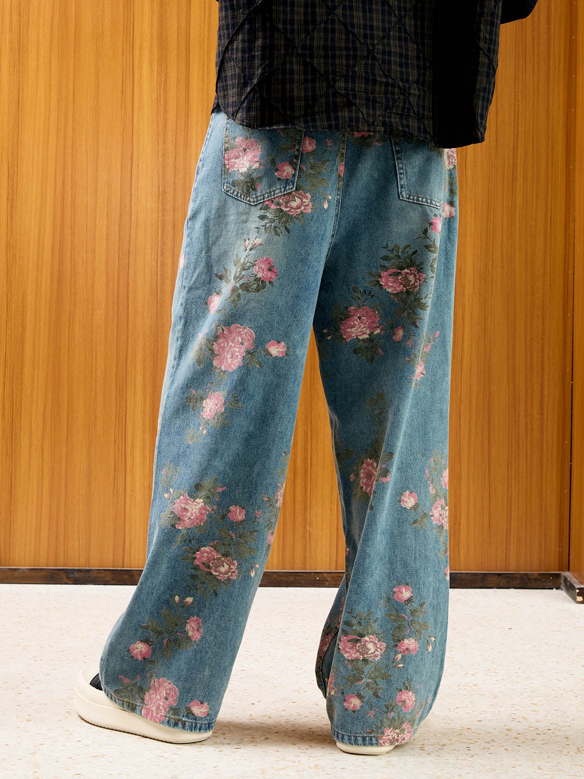 Calça Pavtros Floral Rose Straight